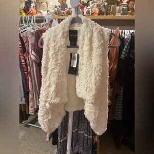 ME JANE XL IVORY SHRUG VEST MSRP 50.00